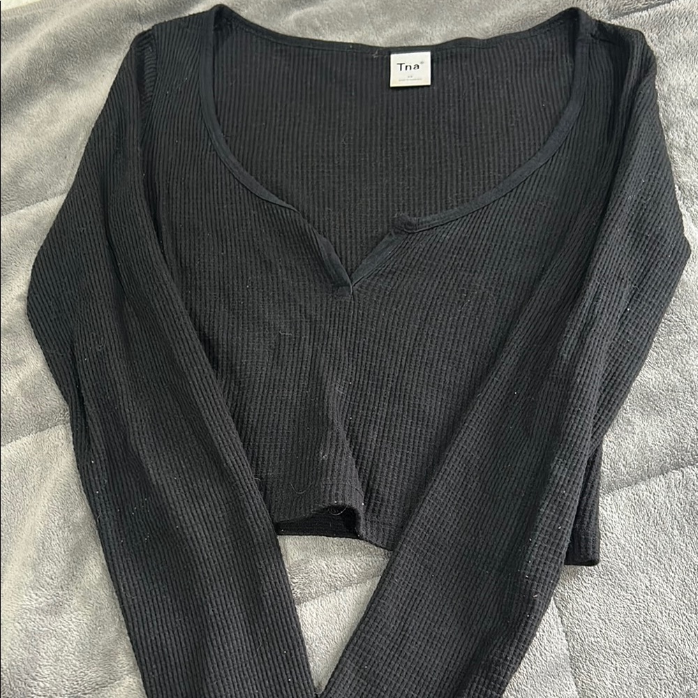 TNA Black Ribbed Crop Long Sleeve Blouse